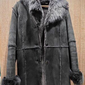 Women's shearling short coat dark grey, warm, natural